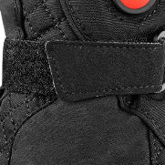 Clean, secure Velcro strap for easy wrist adjustment and a snug, heat-locking fit in winter conditions.